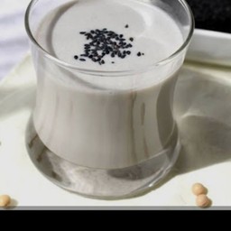 น้ำเต้าหู้งาดำ