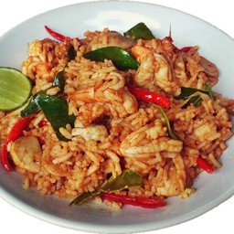 ข้าวผัดต้มยำกุ้ง
