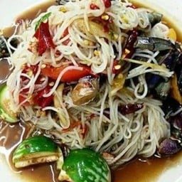 น้อย ส้มตำ ก๋วยจั๊บ ข้าวปุ้นซาว