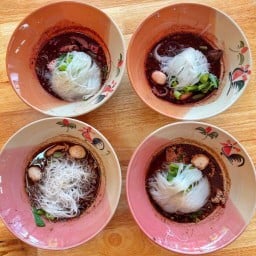 ป.ประทีปก๋วยเตี๋ยวเรือ(สาขาสีลม) สีลม