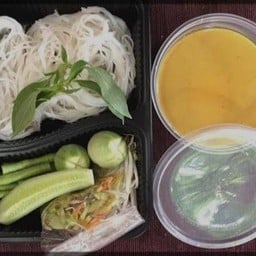 เอสทีร์ น้ำพริกกะปิปลาทูทอด สรงประภา หน้ากรมสื่อสารทหาร