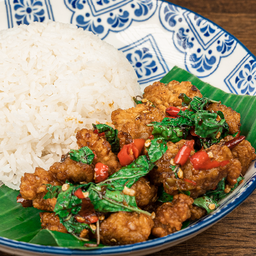 ข้าวกะเพราไก่ป๊อปขุนช้าง