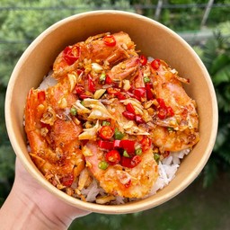 กุ้งคั่วพริกเกลือราดข้าว