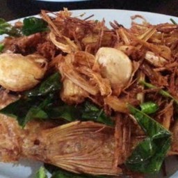 ปลาทับทิมทอดสมุนไพร