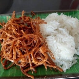 คนึงหาข้าวเหนียวหมู สาขาลาดพร้าว