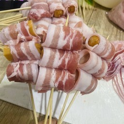ไส้กรอกพันสามชั้น