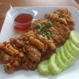ร้านข้าวมันไก่ ประธานต้น
