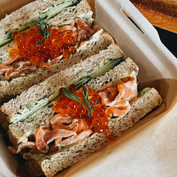 Sandwich Salmon Twist (Salty)