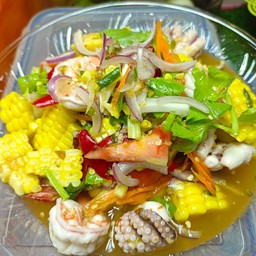 ยำข้าวโพดกุ้ง+ปลาหมึก
