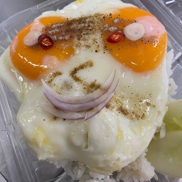 ข้าวไข่ดาวพลูโต