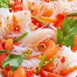 ยำวุ้นเส้นเห็ดขาว