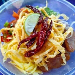 ข้าวคลุกกะปิ