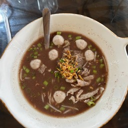 ก๋วยเตี๋ยวเรือดำน้ำ ร. พ่อ ตั้ง