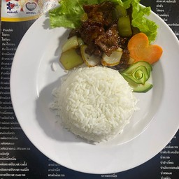 ข้าวเนื้อน้ำมันหอยราดข้าว