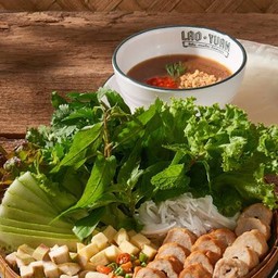 แหนมเนือง.