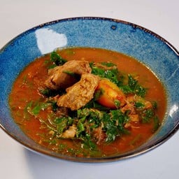 แกงผักหวานซี่โครงหมูอ่อน