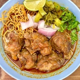 ข้าวซอยซี่โครงหมุตุ๋น