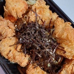 ร้านข้าวไก่กรอบซอสเกาหลีเจ๊เเหม่มหมู่บ้านโกลเด้นทาวน์งามวงศ์วานเเคราย หมู่บ้านโกลเด้นทาวงามวงศ์วานเเคราย