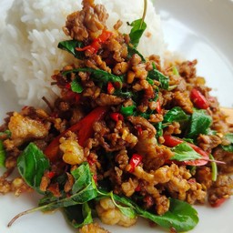 ข้าว + กระเพราเนื้อ