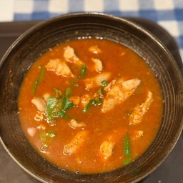 แกงส้มปลาเก๋า ใบกระเพรา