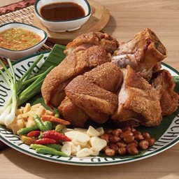 ขาหมูตำมั่ว.