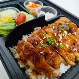 ข้าวหน้าไก่ เทริยากิ (new)