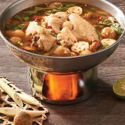 ต้มฬั่วไก่โลว์ยูริก (หม้อไฟ)