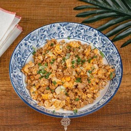 ข้าวไข่ฅน
