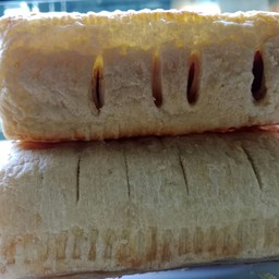 พาย ไส้กรอก(อุ่นร้อน)