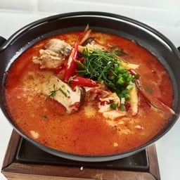 TP24 ต้มยำหัวปลาแซลมอน