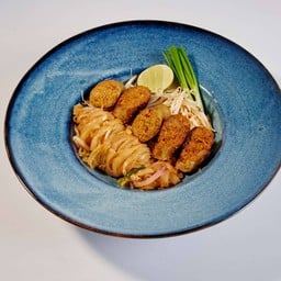 ผัดไทใส้อั่ว