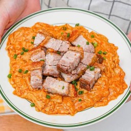 ผงกระหรี่ไข่ขันหมูกรอบจุใจ(กับข้าว)