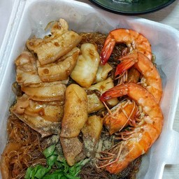 บ้านอบวุ้นเส้น คุณหมี