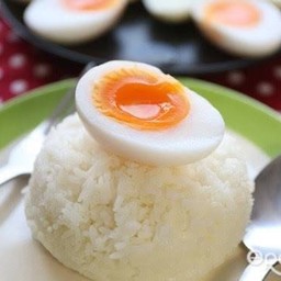 ข้าว ไข่เป็ดต้ม2ฟอง