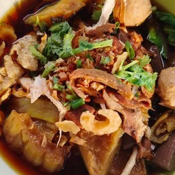 หมี่ขาวก๋วยเตี๋ยวไก่มะระ