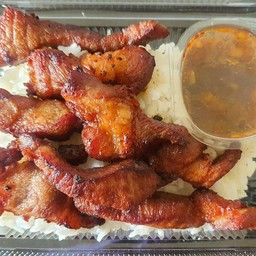ข้าวหมูทอดน้ำจิ้มแจ่ว พิเศษ