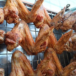 ปีกไก่ 2 ชิ้น
