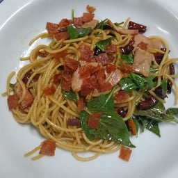 สปาเก็ตตี้ ผัดพริกแห้ง