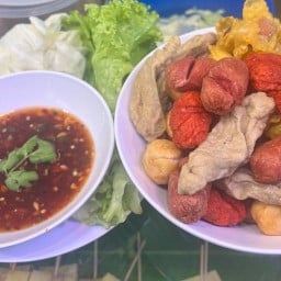 อุ๊อู๋ ลูกชิ้นทอด ตลาด ปิงมาร์เช่ (บางแก้ว) -