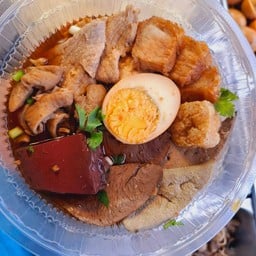 ก๋วยจั๊บหมูน้ำข้น