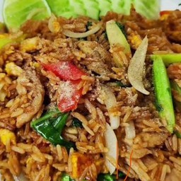 ข้าวผัดหมูหมักโบราณคั่วกะทะเหล็ก