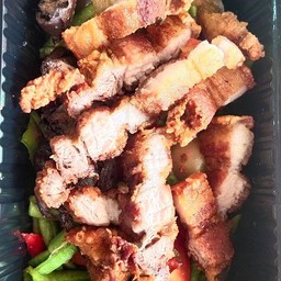 ตำถั่วหมูกรอบ