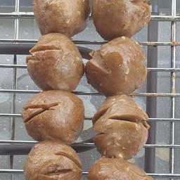 ลูกชิ้นทอดเนื้อ