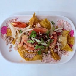 ยำแซ่บเกี๊ยวกรอบ