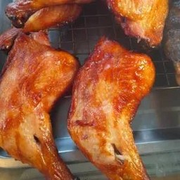 สะโพกไก่อบโอ่งไซส์ M