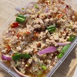 ร้านแม่พิณยำรสเด็ดเจ้าเก่าโต้รุ่ง