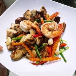 เห็ดหอมผัดกุ้ง