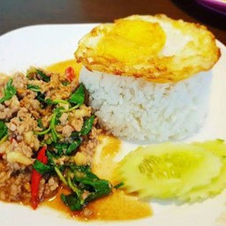 ข้าวกระเพรา