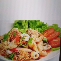 ยำมาม่าไทย