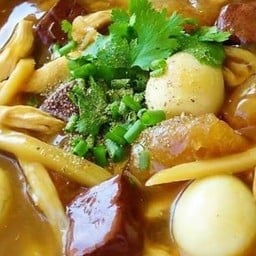 กระเพาะปลาหน่่อไม้ပါးနော်မိုင်း